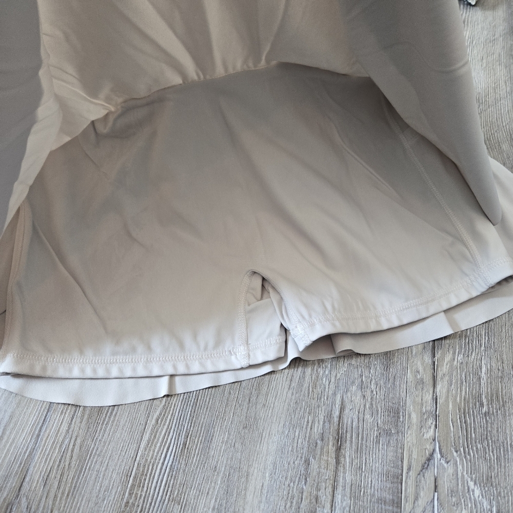 Elegant Cream Women's Skirt - Picture 3 of 5